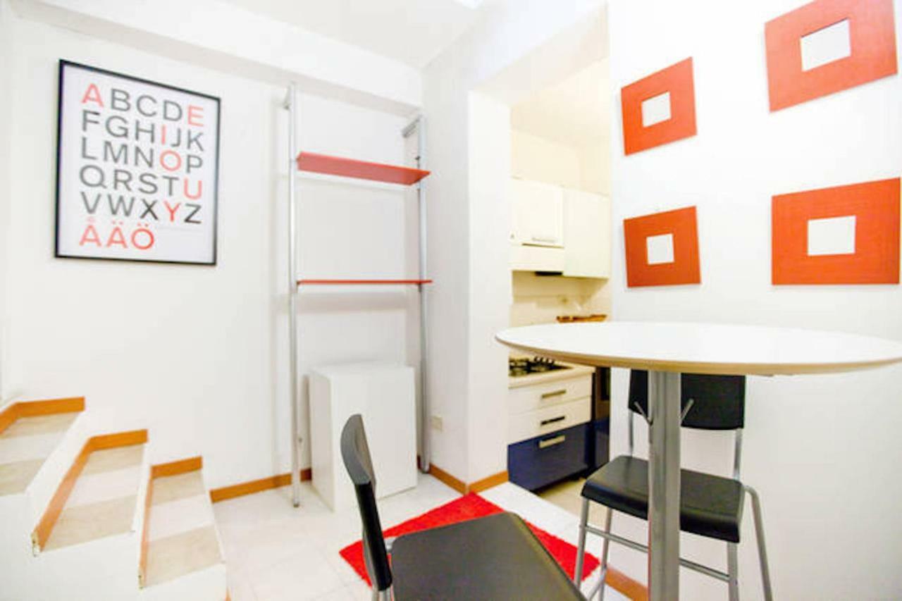 Romantic House Apartment เนเปิลส์ ภายนอก รูปภาพ